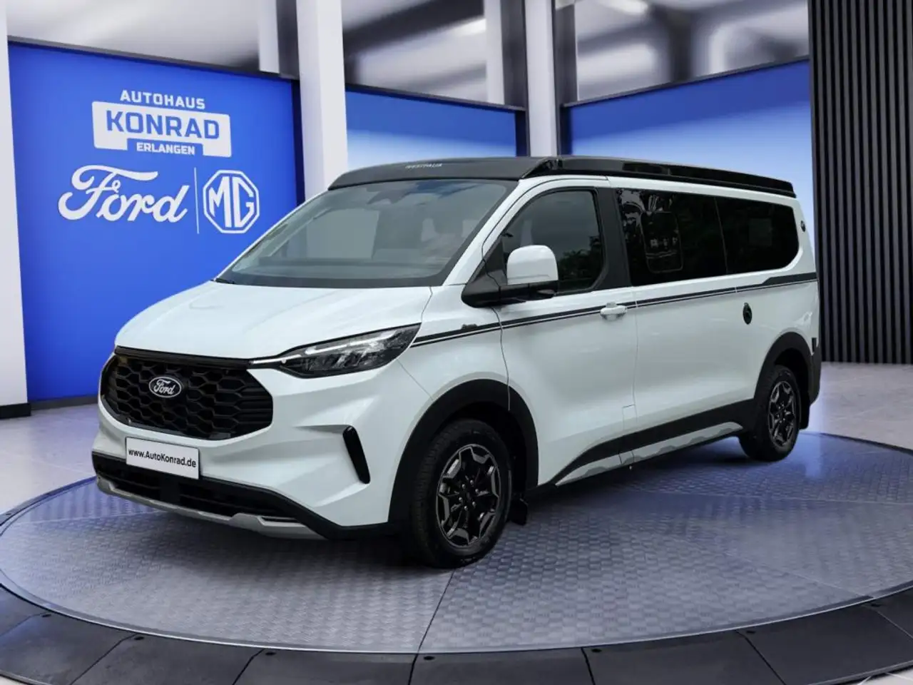 Ford *40-Jahre Sonderedition* 320 L2 Autm. — photo 1 of 22