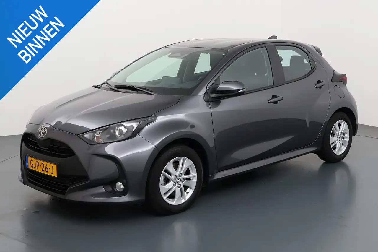 Toyota Yaris 1.5 HYBRID 115 ACTIVE I AUTOMAAT I APPLE CARPLAY I — photo 1 of 17