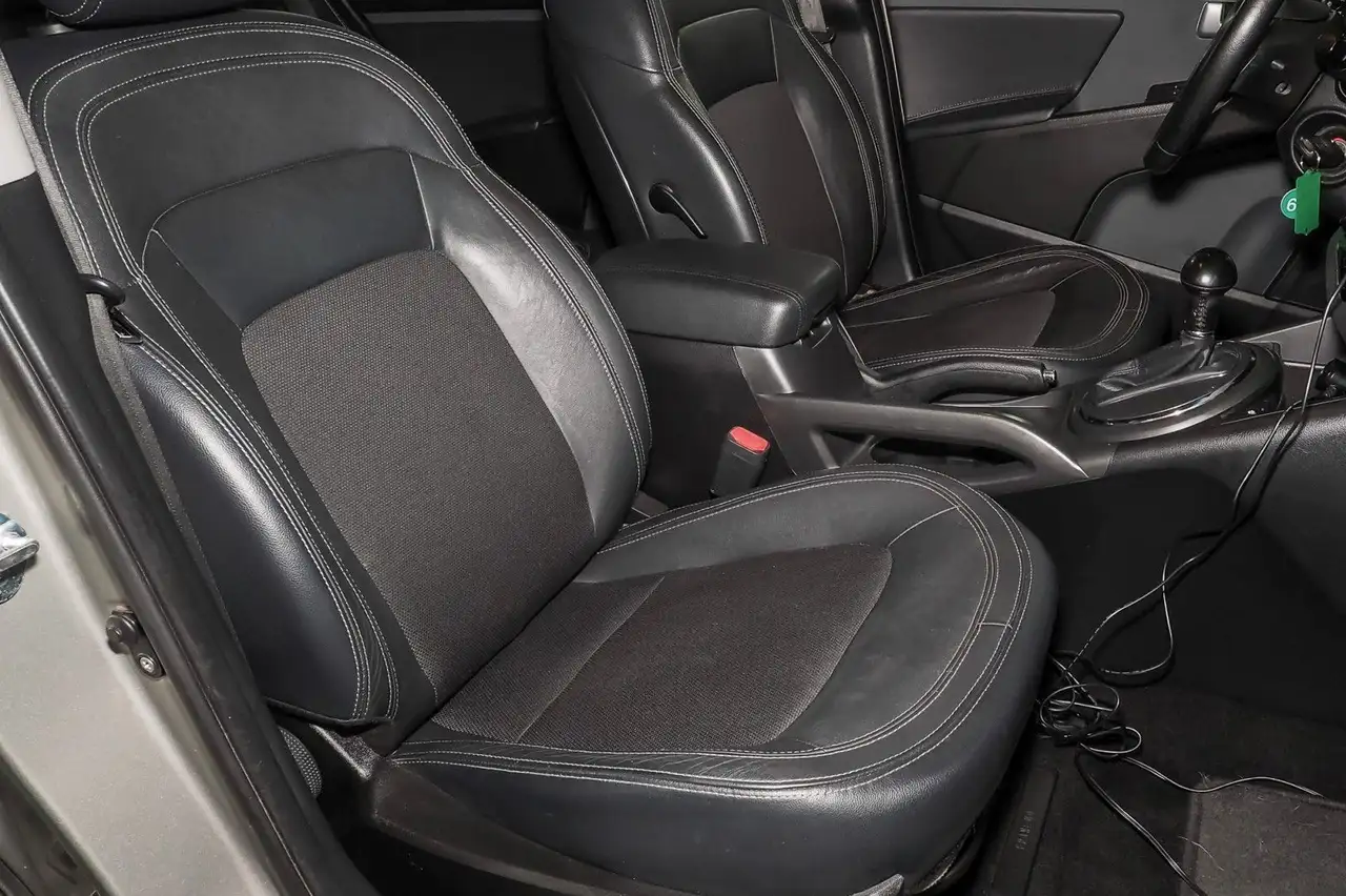 2012 Kia Sportage Spirit*SORGLOS-PAKET*GARANTIE*DEKRA*TOP, photograph 9