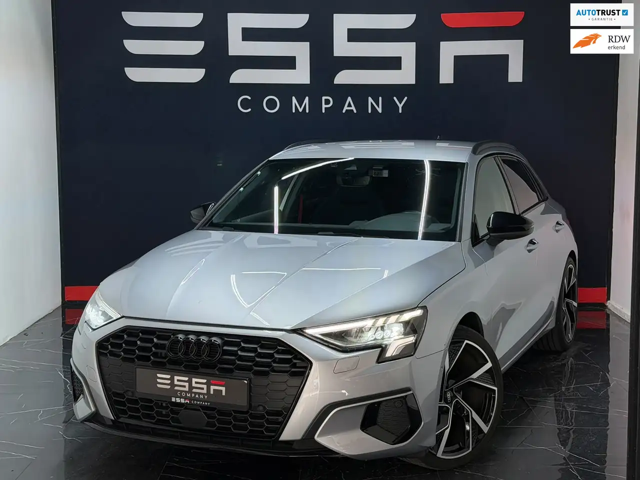Audi A3 Sportback 35 TFSI S edition LED ACC LED CarPlay Na — photo 1 of 21