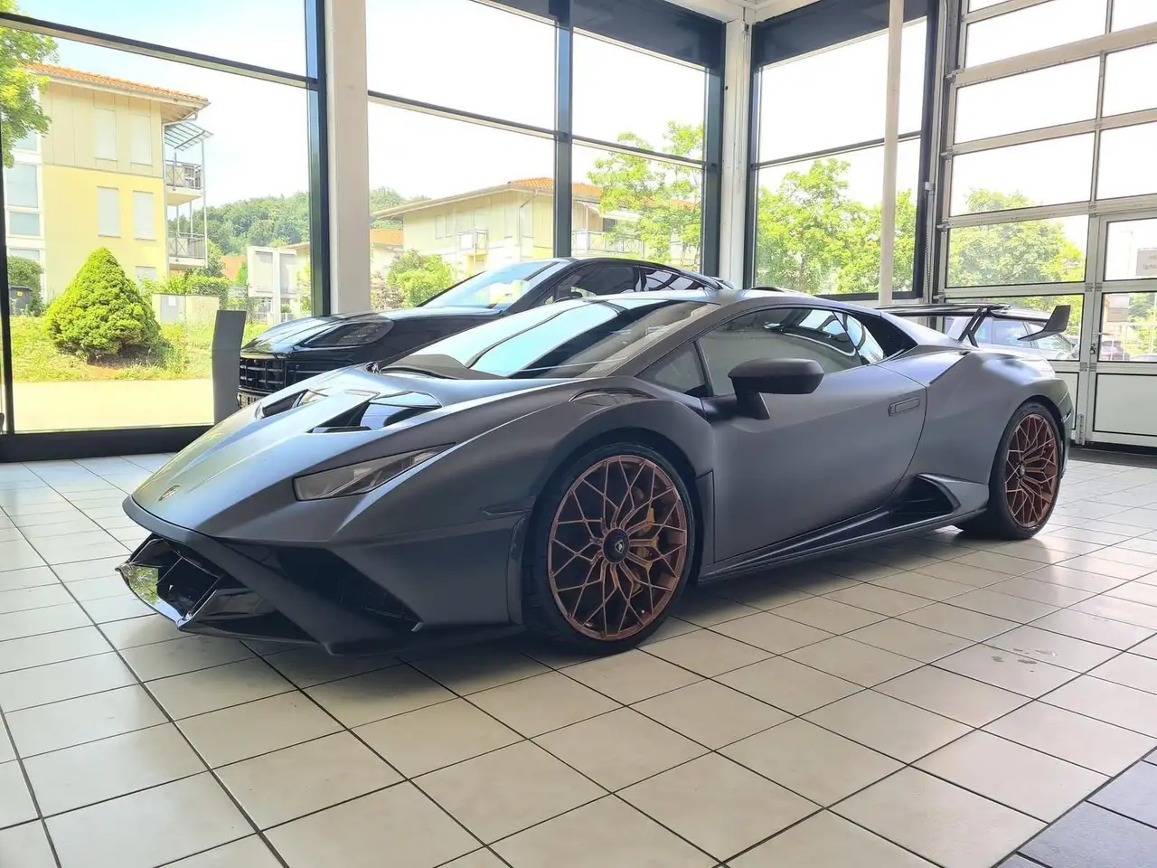 Lamborghini Huracán Huracan STO Lift-system DAB RearView ... — photo 1 of 30