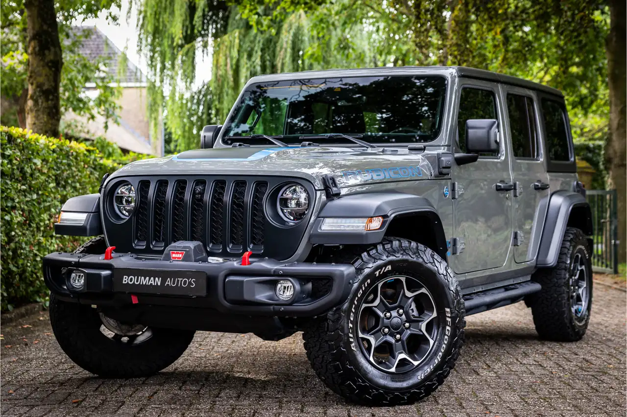 Jeep Wrangler Unlimited 4xe 380 Rubicon Warn Lier RVS Bumper Ada — photo 1 of 38