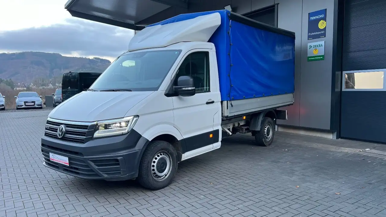 2021 Volkswagen Crafter Pritsche 35 mittel 4MOTION, photograph 2