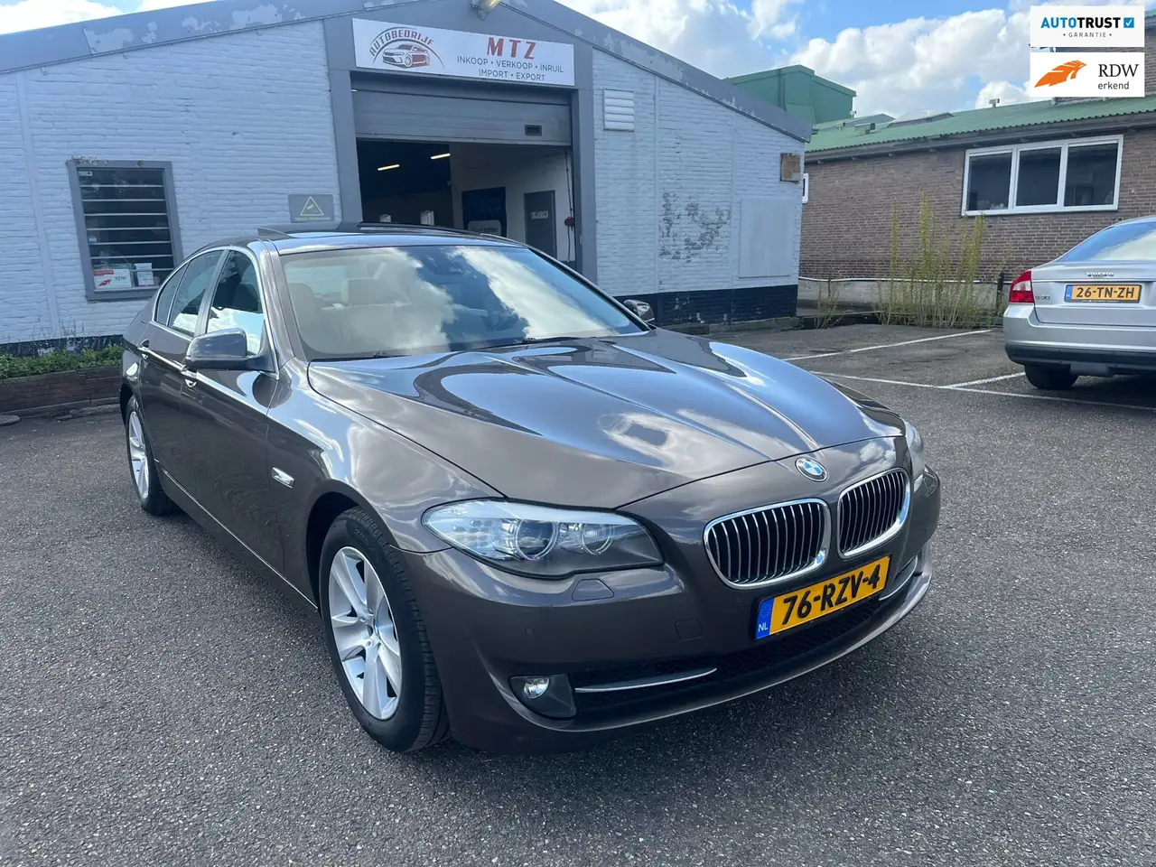 BMW 523 5-serie 523i High Executive Volledig uitgevoerd | — photo 1 of 27