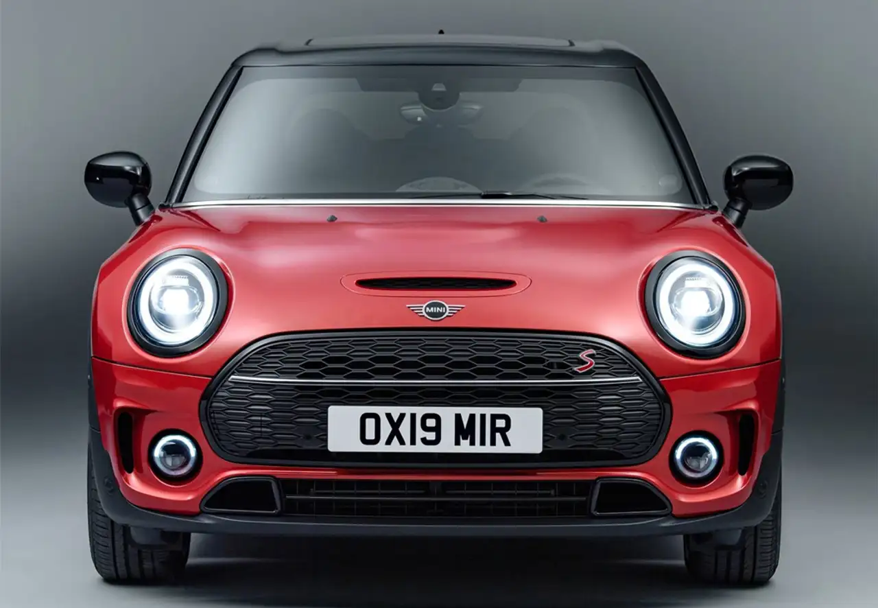 MINI Cooper Clubman Aut. — photo 1 of 40