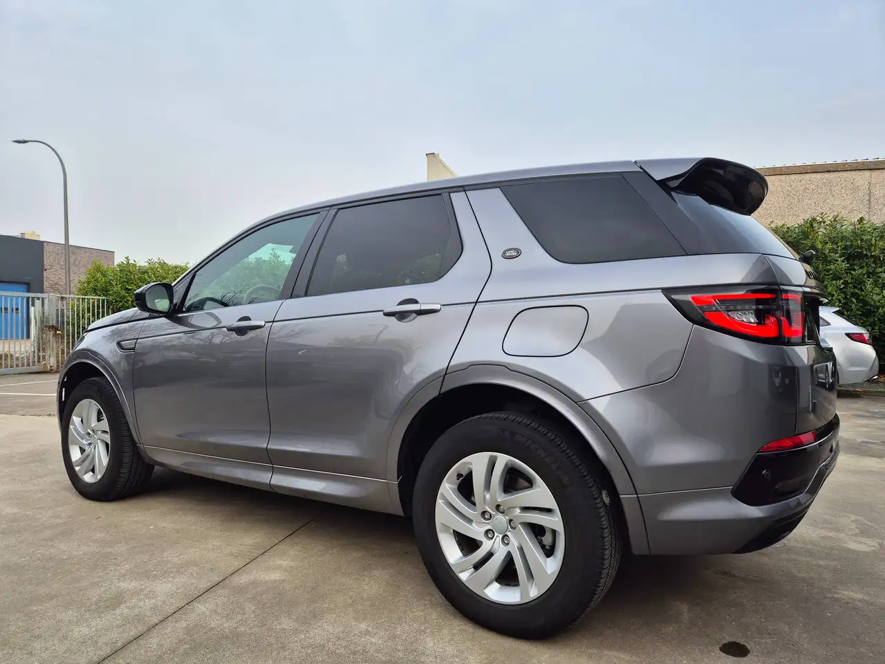 2022 Land Rover Discovery Sport PHEV / 4WD / P300e / R-DYNAMIC S / 2022 !!, photograph 8
