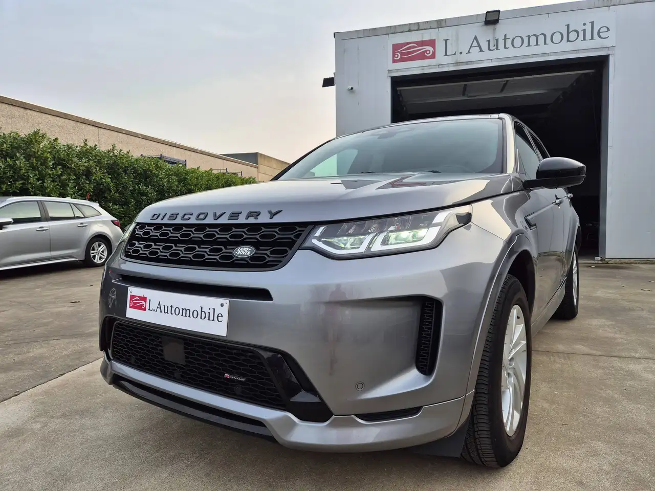 2022 Land Rover Discovery Sport PHEV / 4WD / P300e / R-DYNAMIC S / 2022 !!, photograph 4