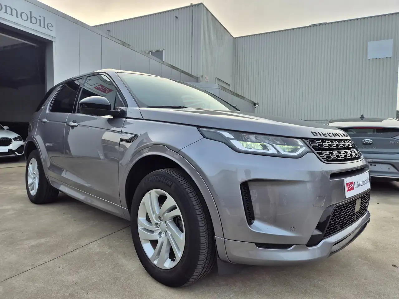 2022 Land Rover Discovery Sport PHEV / 4WD / P300e / R-DYNAMIC S / 2022 !!, photograph 2