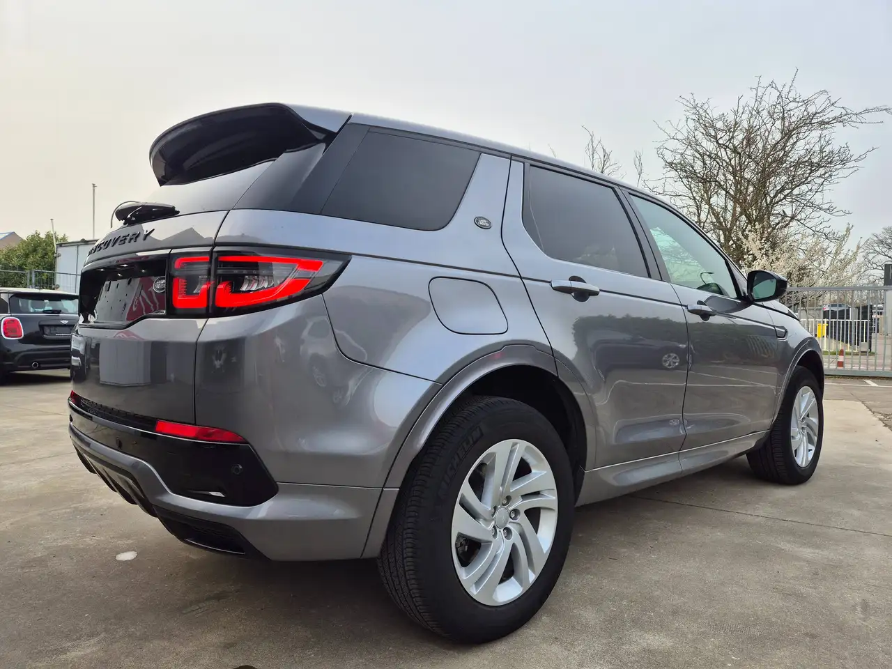 2022 Land Rover Discovery Sport PHEV / 4WD / P300e / R-DYNAMIC S / 2022 !!, photograph 11