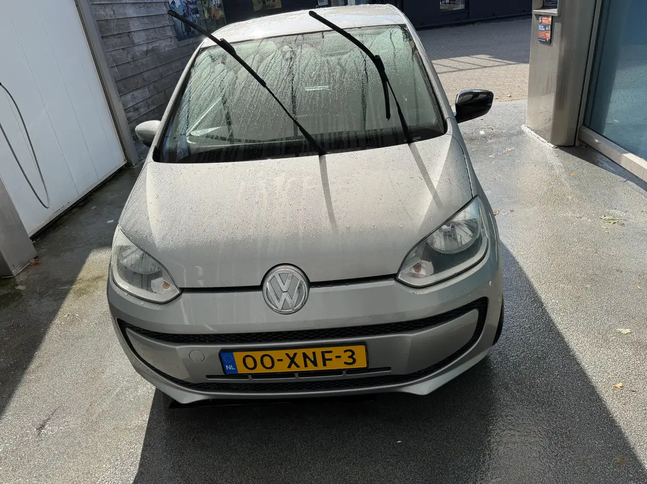 Volkswagen up! Volkswagen Up 65.000 Km Supernette Auto AppleCarpl — photo 1 of 6