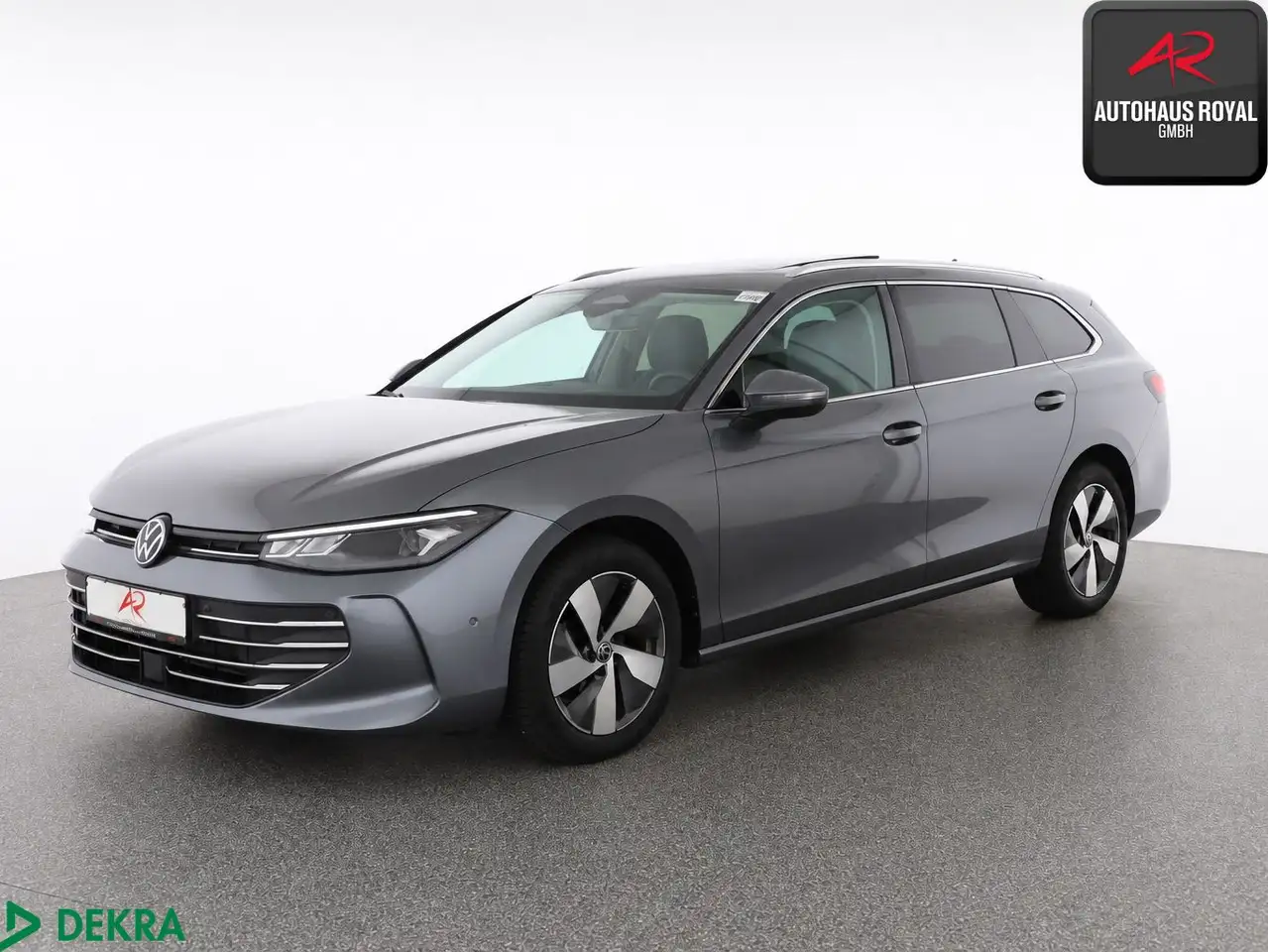 Volkswagen Passat Variant 1.5 eTSI HUD,KEYLESS,ACC,KAMERA — photo 1 of 15