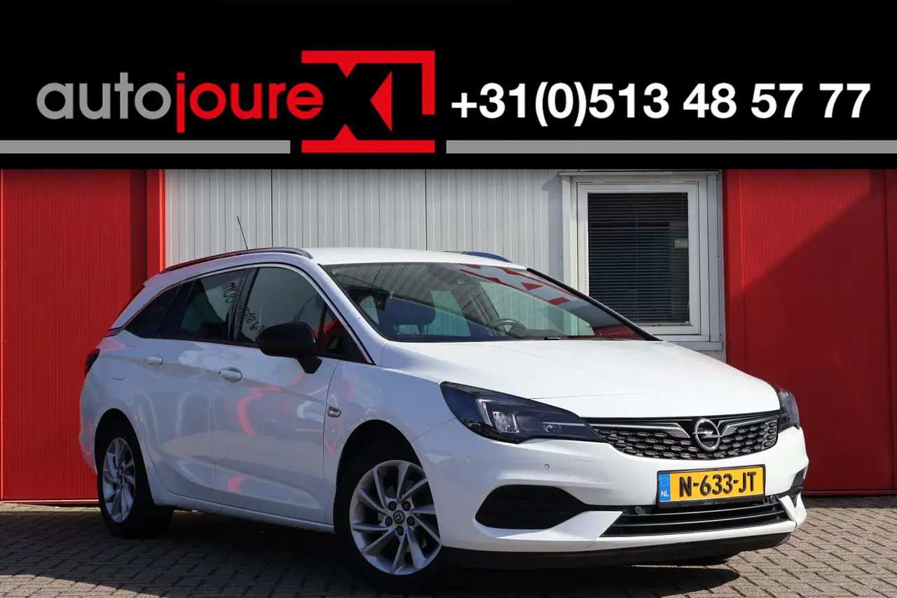Opel Astra Sports Tourer 1.5 CDTI Business Elegance — photo 1 of 16