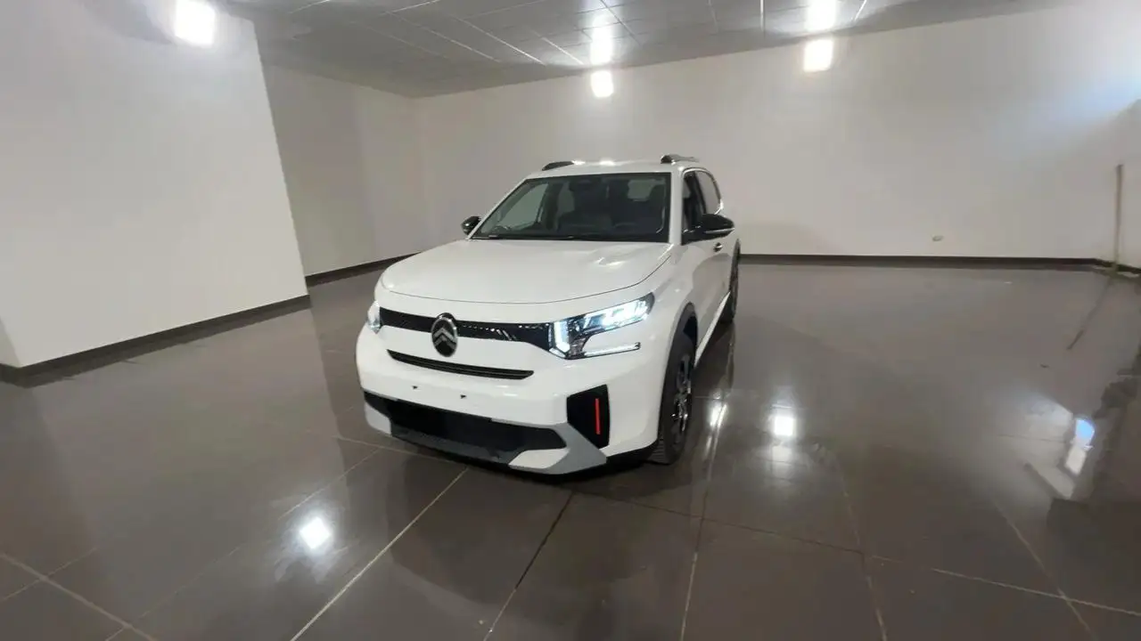 Citroen C3 Aircross PureTech Turbo 100 CV Plus — photo 1 of 11
