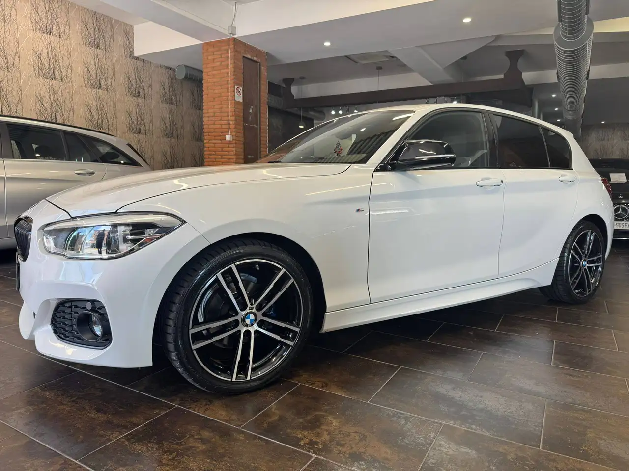BMW 116 Serie 1 F/20 116i Msport 5p — photo 1 of 15