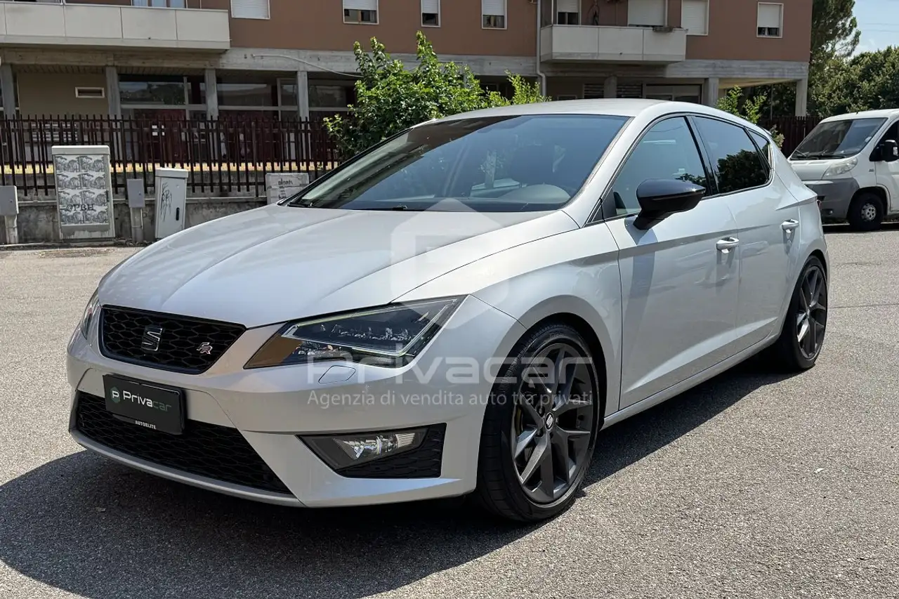SEAT Leon Leon 2.0 TDI 184 CV 5p. FR — photo 1 of 18