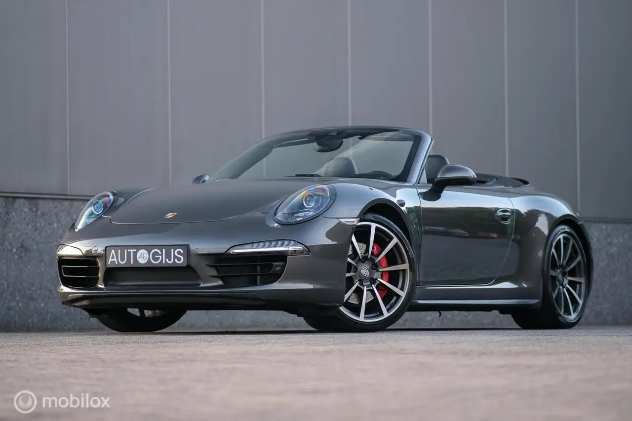 Porsche 991 Cabrio 3.8 Carrera 4S — photo 1 of 40
