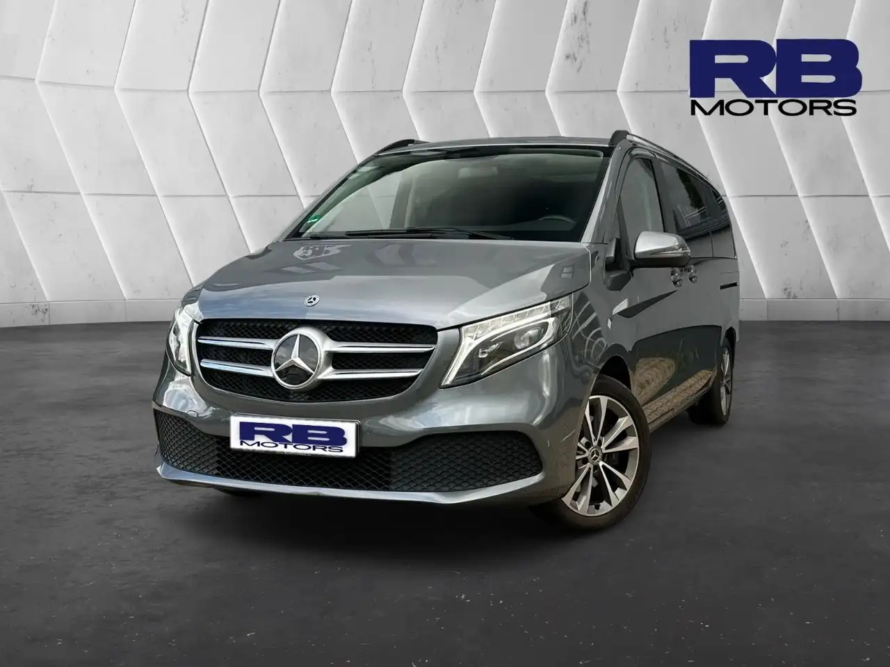 Mercedes-Benz V 250 d EDITION*4MATIC*Lang*Pano*AHK*MBUX*LED* — photo 1 of 27