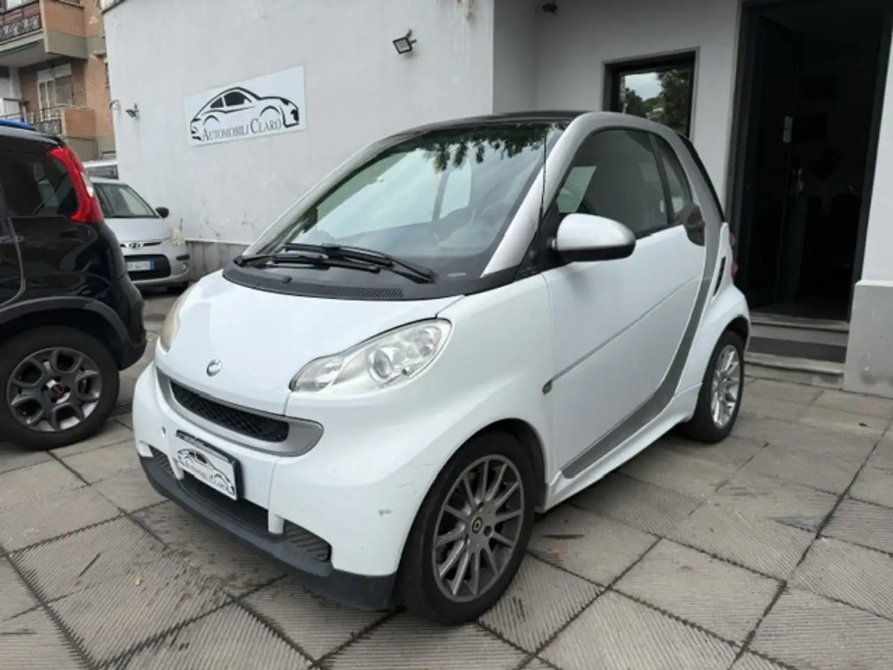 smart forTwo Fortwo II 2013 1.0 mhd Passion 71cv FL SERVOSTERZO EURO 5 — photo 1 of 8