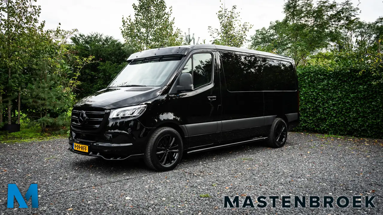 Mercedes-Benz Sprinter 317CDI L2H1 DC Aut. | 6 pers. | Black edition | Gr — photo 1 of 40