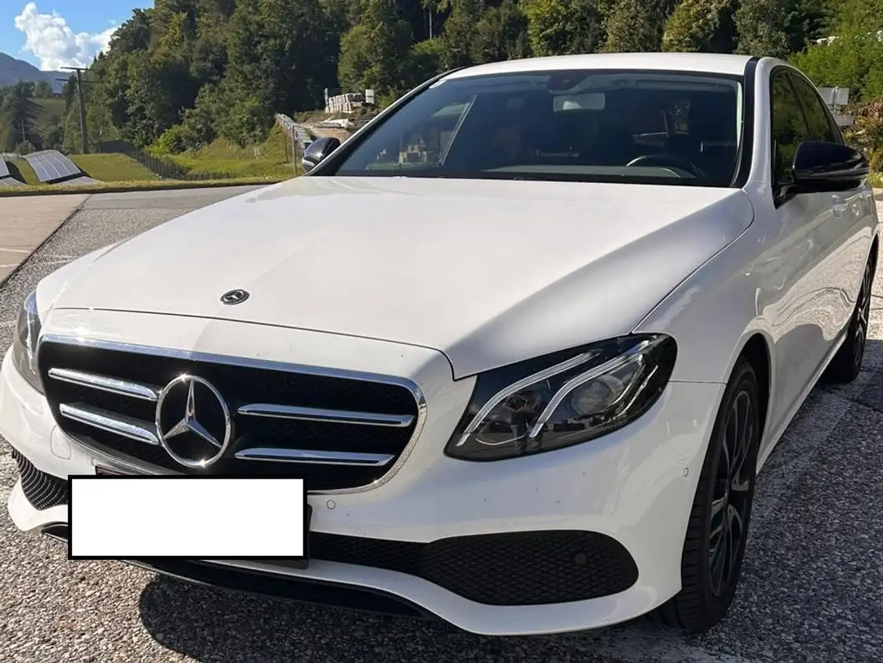 Mercedes-Benz E 200 Avantgarde W213 | Night-Paket | 18 Zoll | Apple CarPlay | Sitzheizung — photo 1 of 16