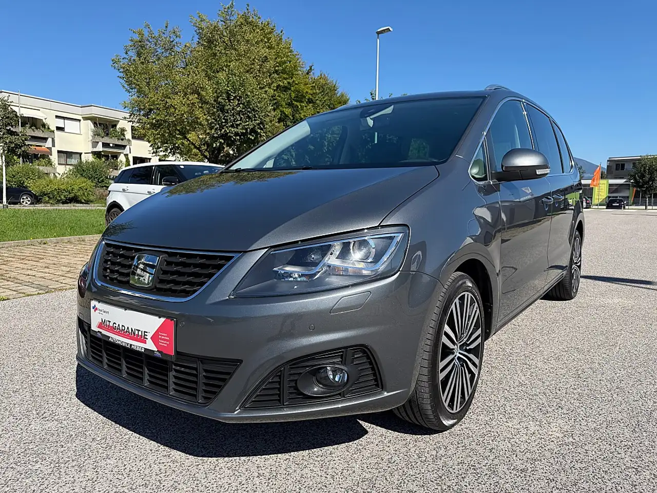 SEAT Alhambra Xcellence 2,0 TDI 7-Sitzer AHV Rückfahrkamera A... — photo 1 of 15