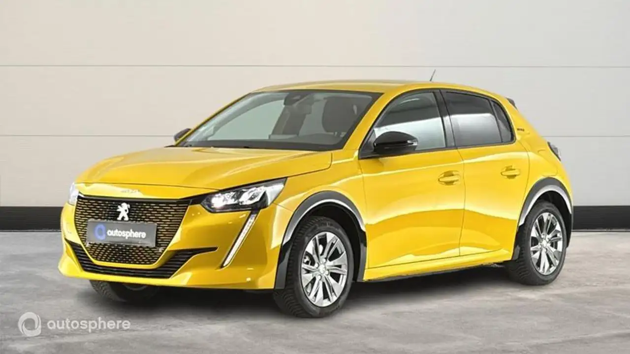 Peugeot 208 e-208 136ch Style — photo 1 of 20