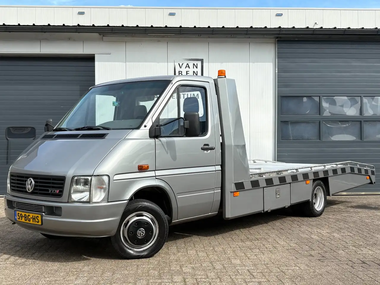 Volkswagen LT 2.8TDI 131pk N1 Tijhof Oprijwagen Luchtvering — photo 1 of 15