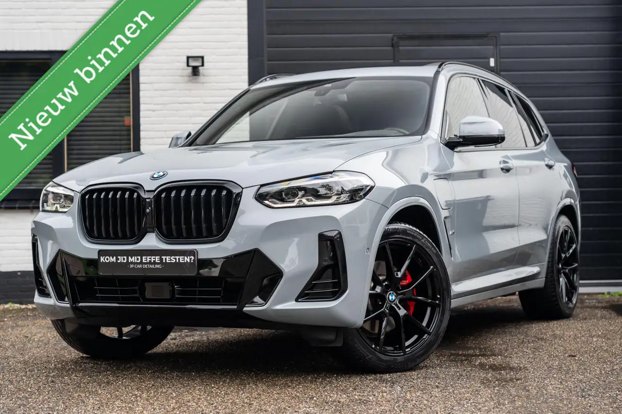 BMW X3 XDrive30e M-sport H&K 360 Pano HUD Trekhaak Memory — photo 1 of 40