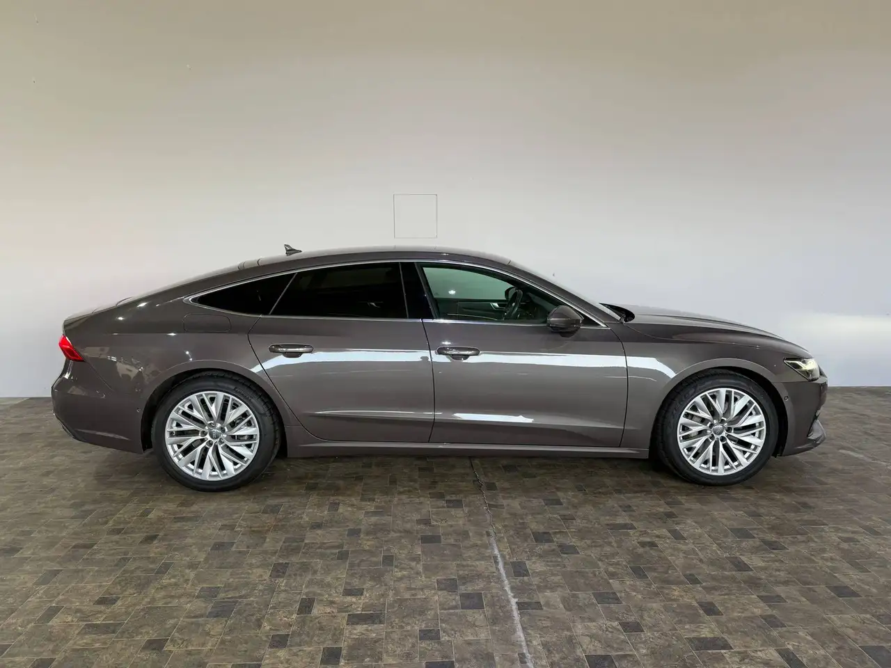 Audi A7 45 TDI quattro, 360°, Matrix, B&O, Soft Close — photo 1 of 27
