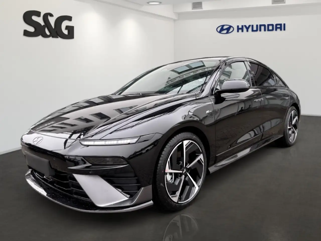 Hyundai IONIQ 6 N Line Elektro 4WD *FACELIFT* 84 kWh*Navi*LED* — photo 1 of 22