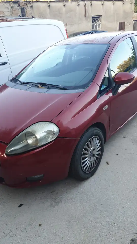 Fiat Grande Punto 5p 1.2 Active 65cv — photo 1 of 8
