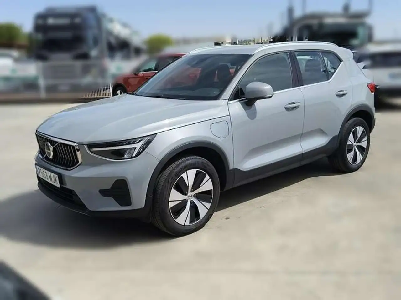 Volvo XC40 1.5 T4 Recharge PHEV Core Auto — photo 1 of 21