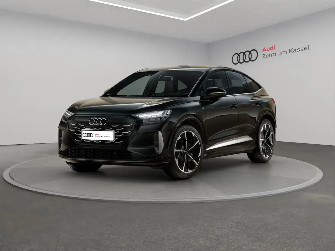 2027 Audi Q4 e-tron Q4 SB e-tron perform. S line Matrix Tech+ 360°, photograph 2