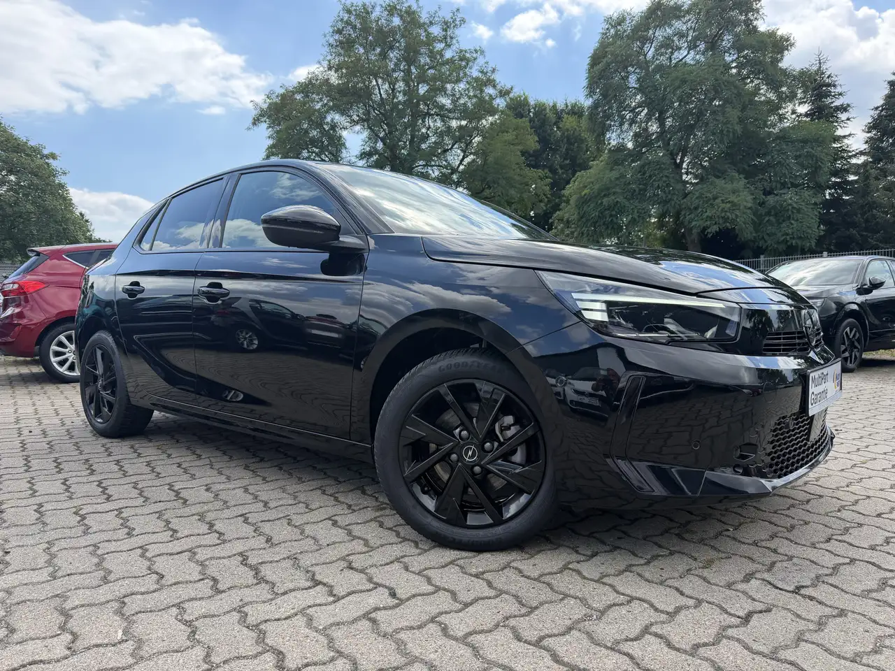 Opel Corsa GS 131PS NAVI KAMERA CARPLAY LHZ SHZ 1.HD — photo 1 of 16