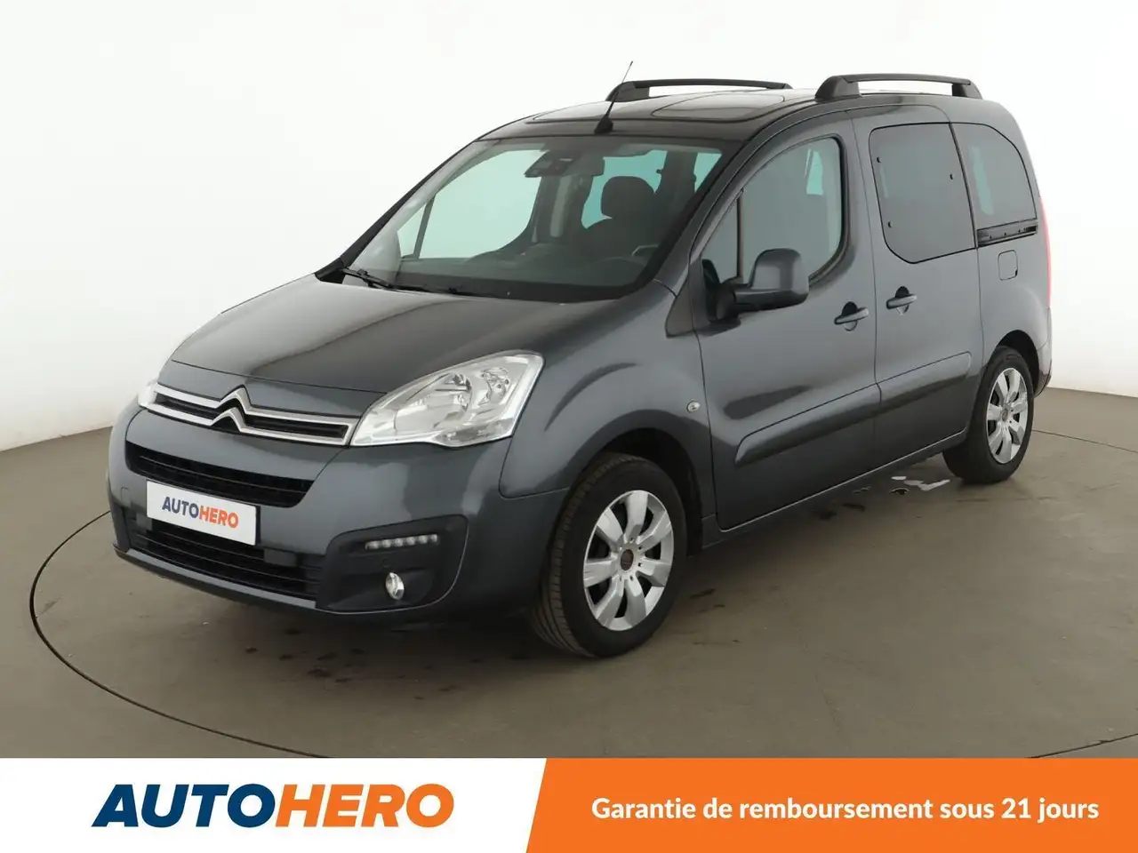 Citroen Berlingo Multispace 1.2 PureTech Shine — photo 1 of 30