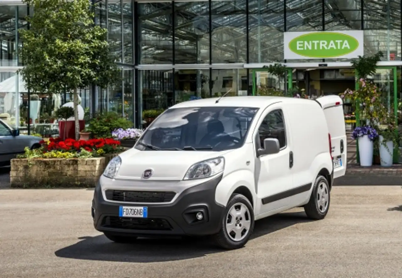 Fiat Fiorino Comercial Cargo 1.3Mjt Base 59kW — photo 1 of 4