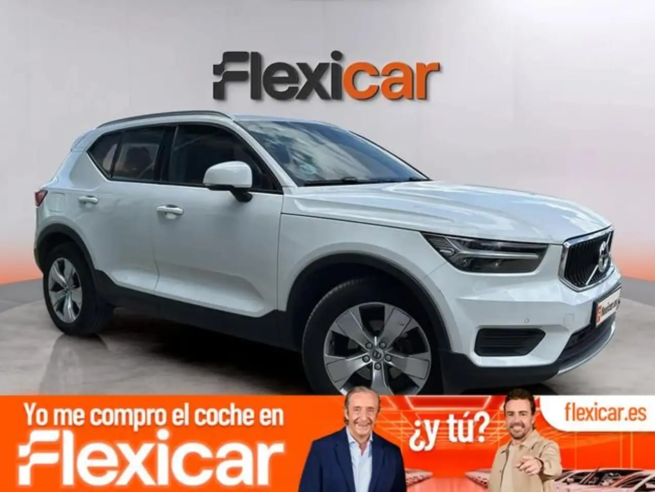 Volvo XC40 T2 Momentum Aut. — photo 1 of 15