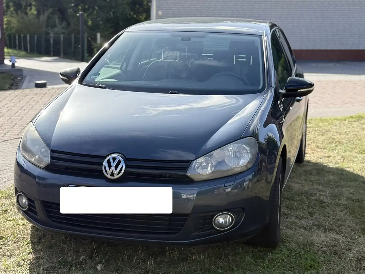 Volkswagen Golf 1.6 TDI DPF MATCH — photo 1 of 5