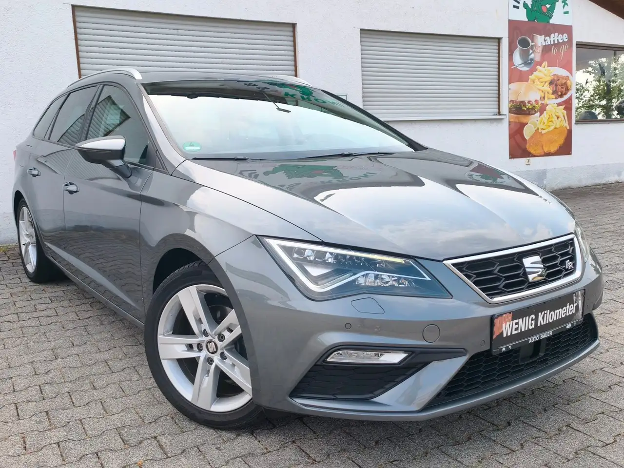 SEAT Leon ST FR, LED, PDC, NAVI, TEMPOMAT, TÜV NEU — photo 1 of 36