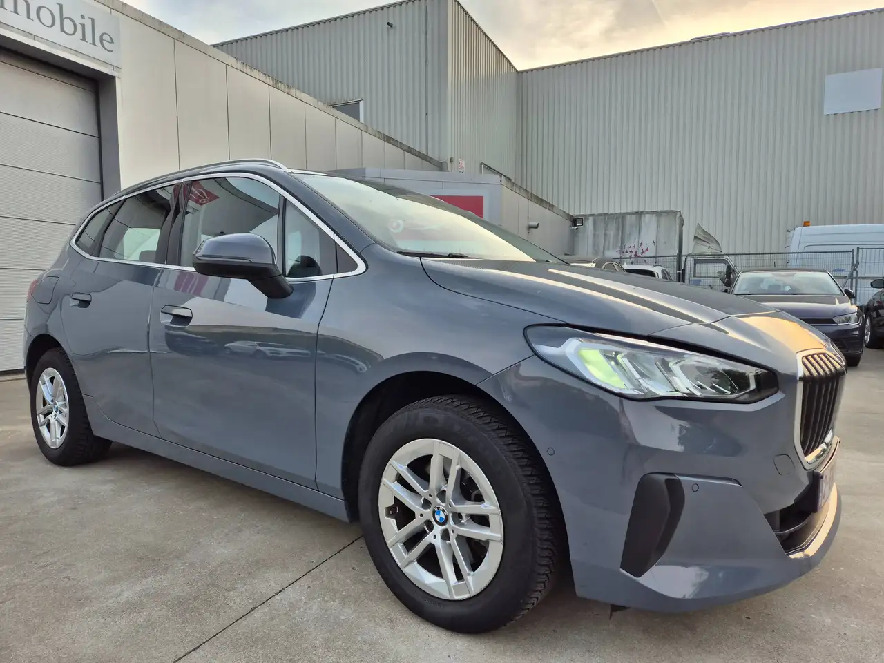 BMW 218 Active Tourer 218iA // 81.414 KM !! 2024 !! — photo 1 of 15