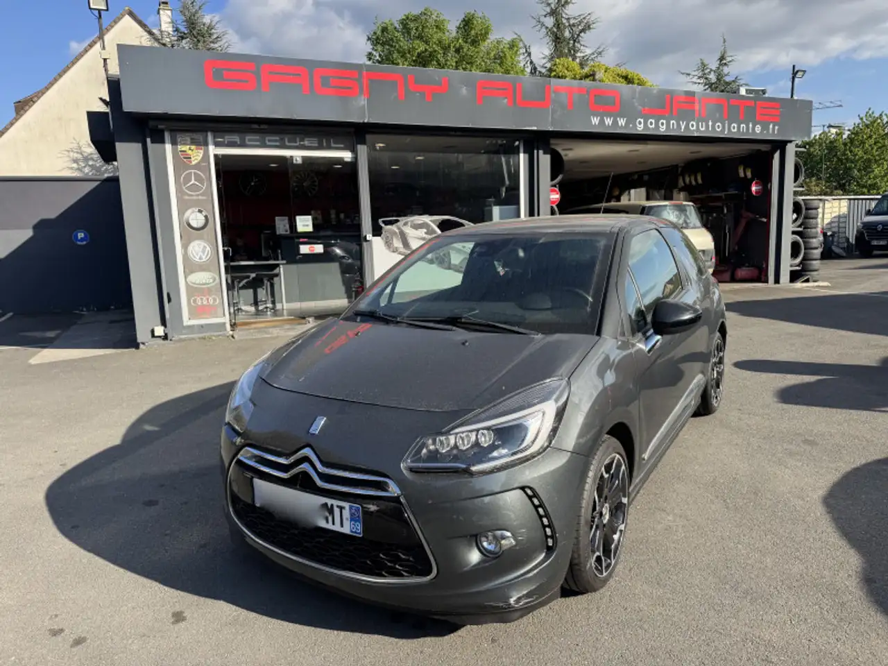 Citroen DS3 THP 165CH SPORT CHIC S\u0026S — photo 1 of 16
