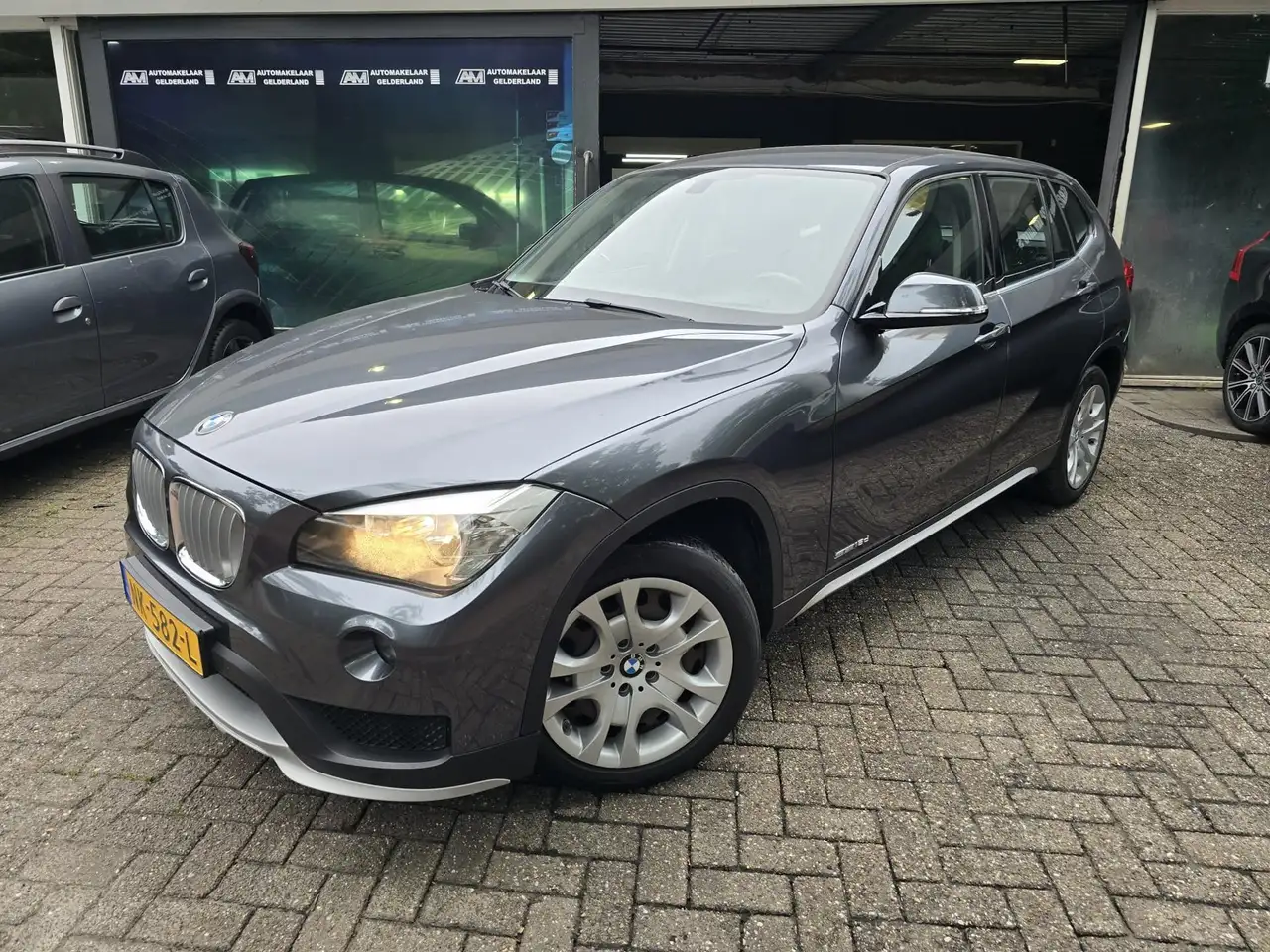 BMW X1 SDrive18d Executive |3/6 OF 12MND GARANTIE | NW AP — photo 1 of 36