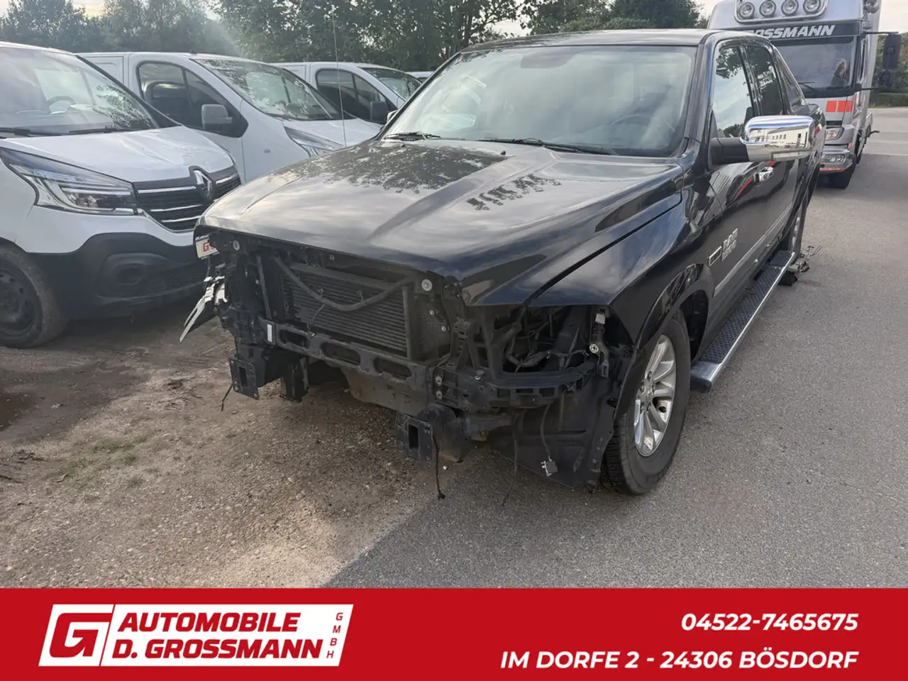 Dodge RAM 1500 Laramie EcoDiesel 4X4 Motorschaden — photo 1 of 6