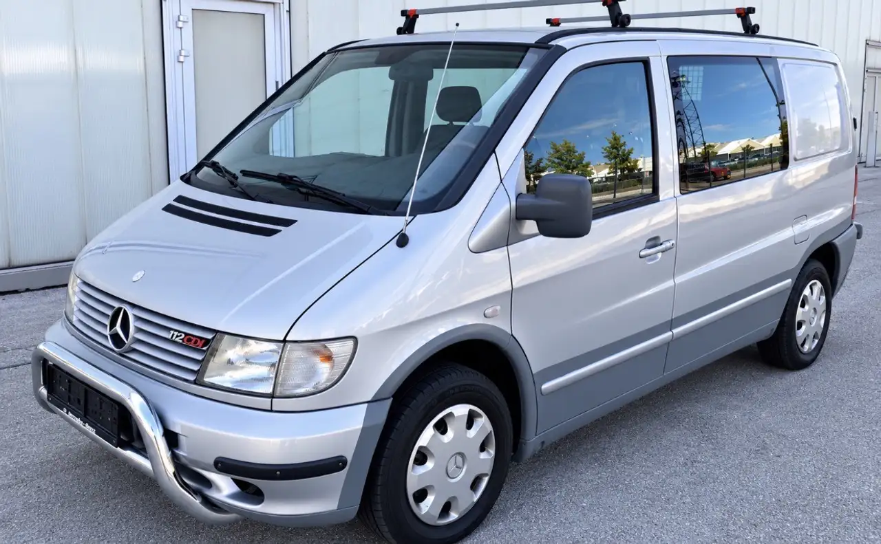 Mercedes-Benz Vito 112 D Kombi CDI — photo 1 of 5