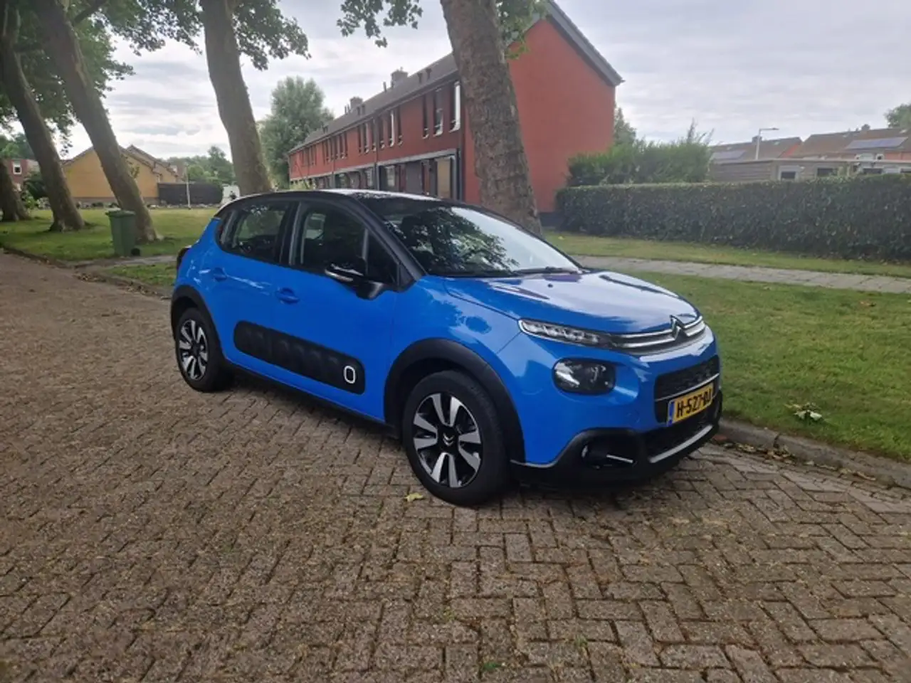 Citroen C3 C3 1.2 PT S — photo 1 of 4