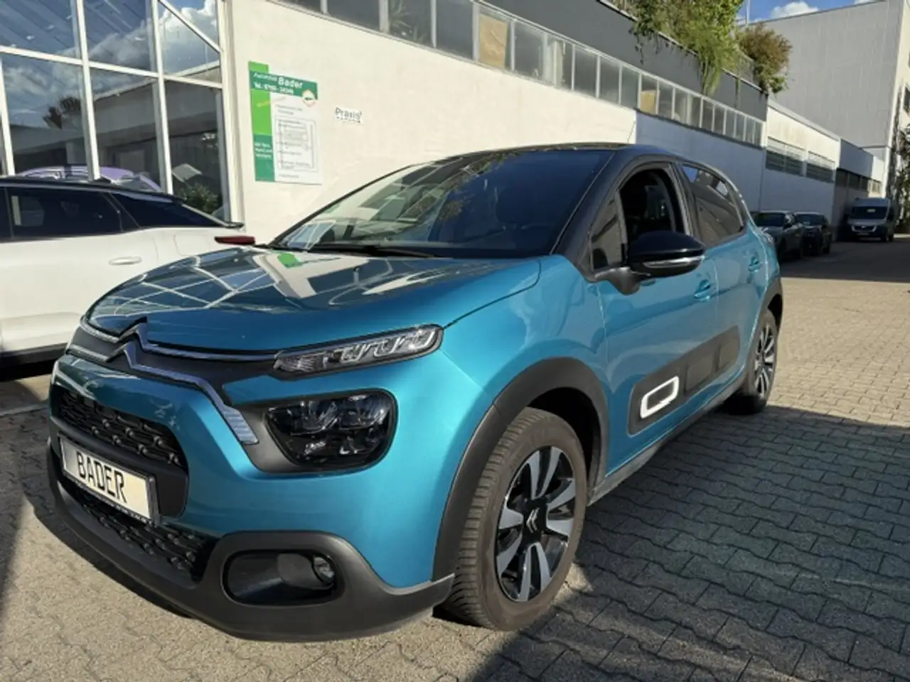 Citroen C3 Shine — photo 1 of 16