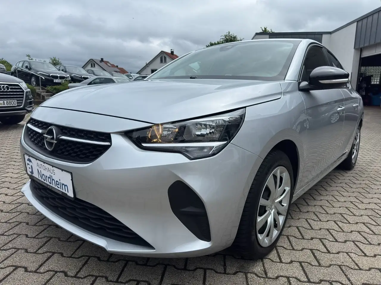 Opel Corsa F 1.2 Edition Klima/Tempomat/1.Hand/EURO 6 — photo 1 of 20