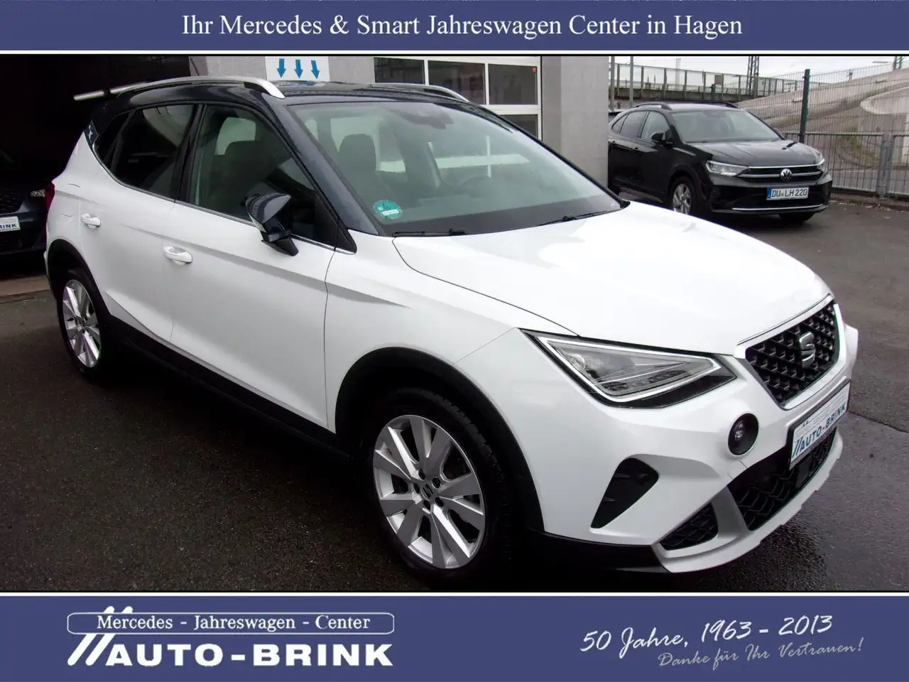 SEAT Arona Xperience DSG Alcantara/RFK/aPTS/ACC/Navi — photo 1 of 36
