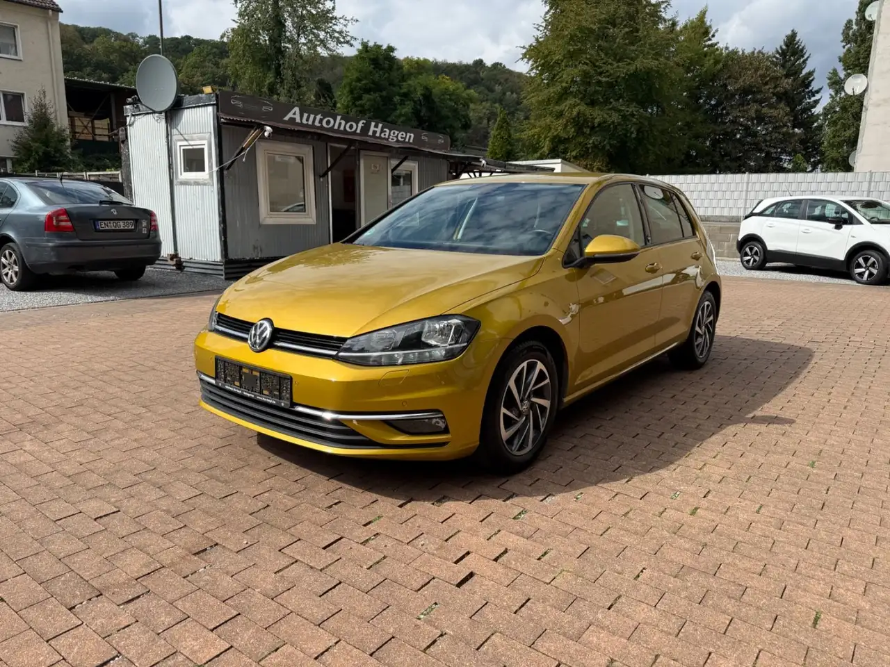 Volkswagen Golf VII Lim. Sound Start-Stop TÜV Inspektion — photo 1 of 18