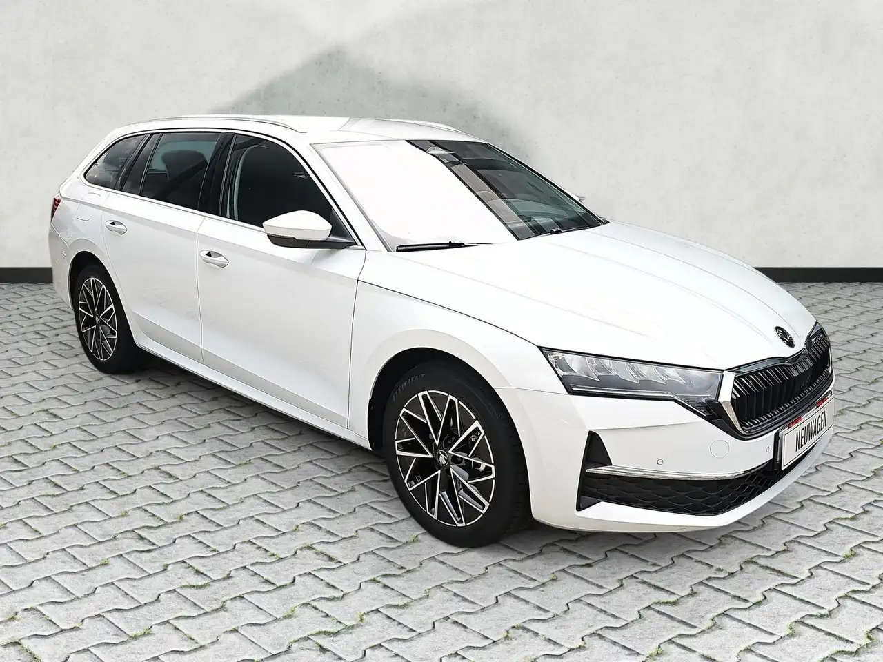 Skoda Octavia Combi 2.0 TDI 110 kW Selection DSG ACC Navi Kam... — photo 1 of 14